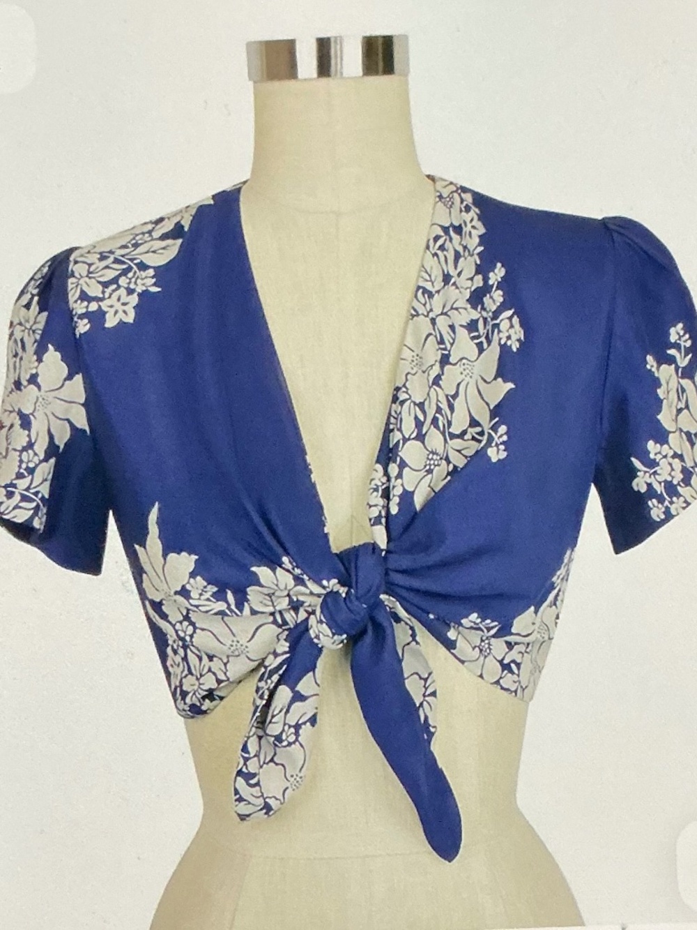 Trashy Diva Blue Hawaii Tie Top – Size 16 – BNWT – Rare! 🌺